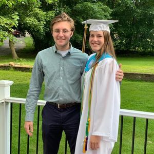 Meet your Posher, Maria